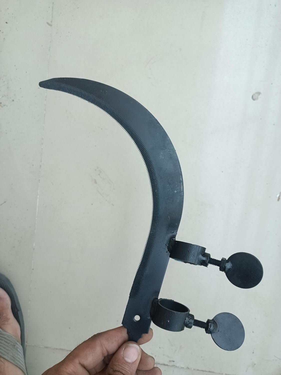 Hand Cutter Sickle - Sharp Curved Blade for Grass, Weeds, Harvesting, Gardening, and Farming | Durable Manual Garden Tool for Lawn and Crop Cutting - Image 7