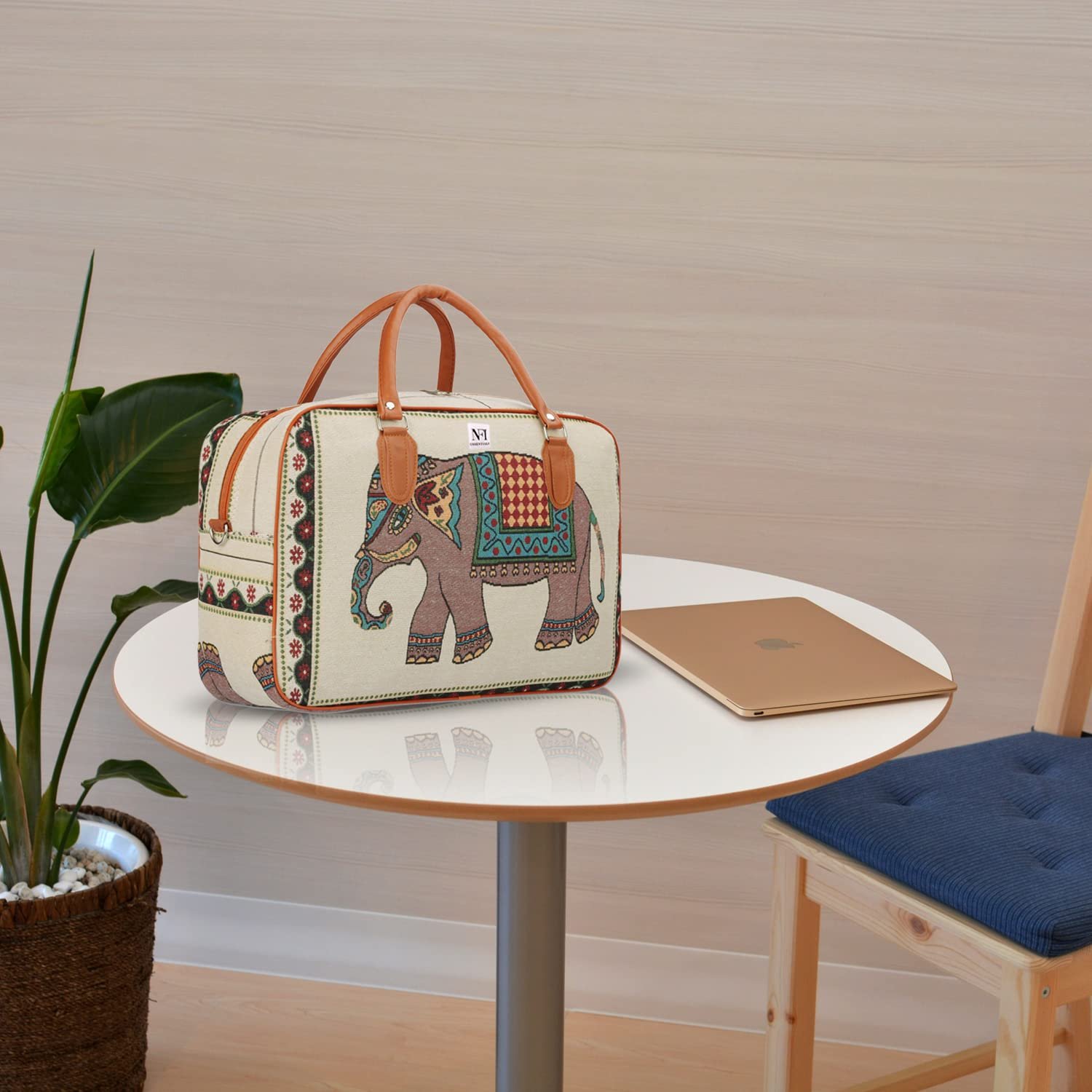 NFI Essentials Small Canvas Duffle Travel Bag for Men and Women, Luggage Travelling Bag for Women, Stylish Duffel Cabin Size Air Bag Hand Bag (21L), 18 Cms, Beige - Image 6