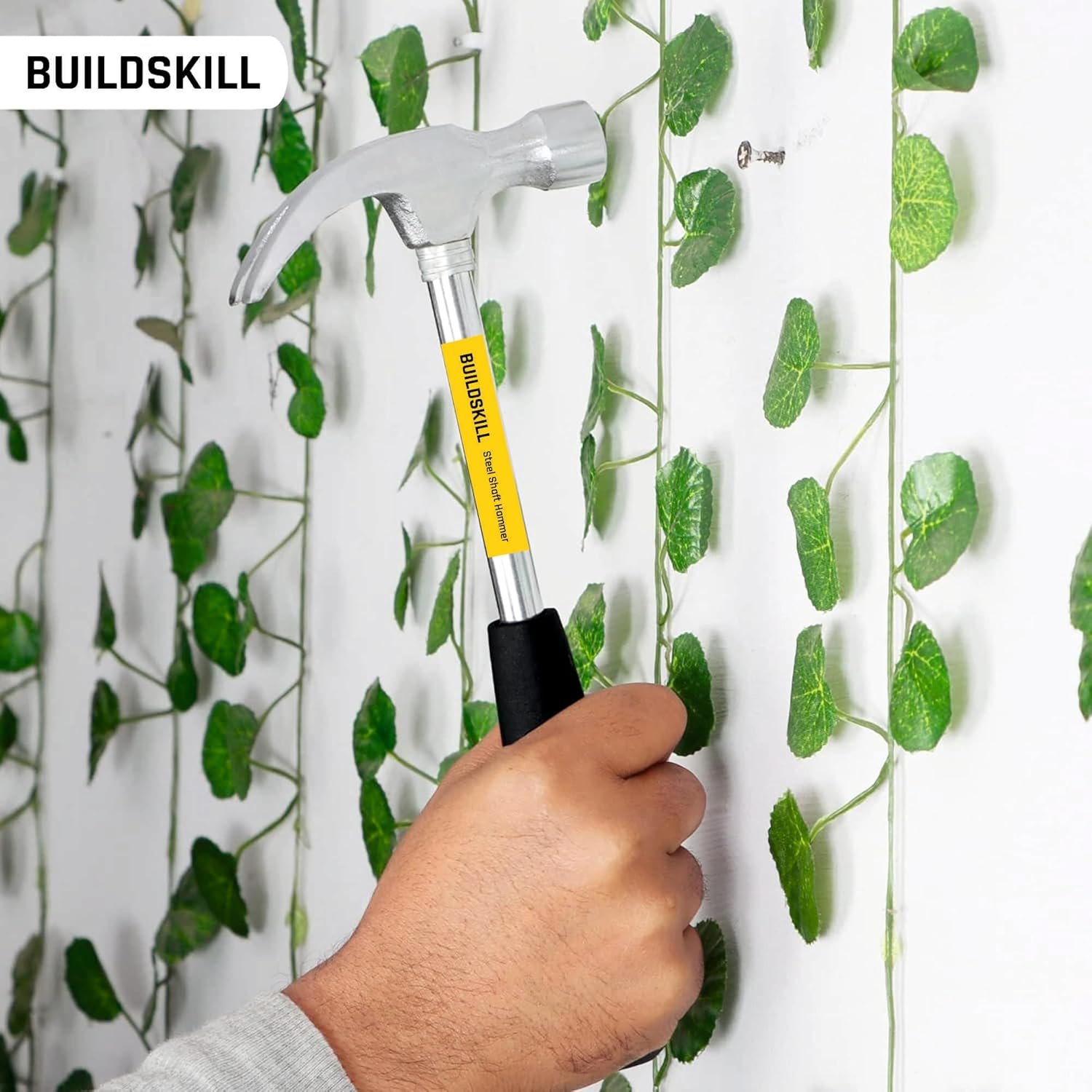 Buildskill Steel Shaft Hammer 8 Oz - Forged Steel Head for Superior Strength & Durability - Carpenter Tools for Wood Work, Home and Professional, 2 in 1 Combination Claw & Flat Head, 400gm (Pack of 1) - Image 3