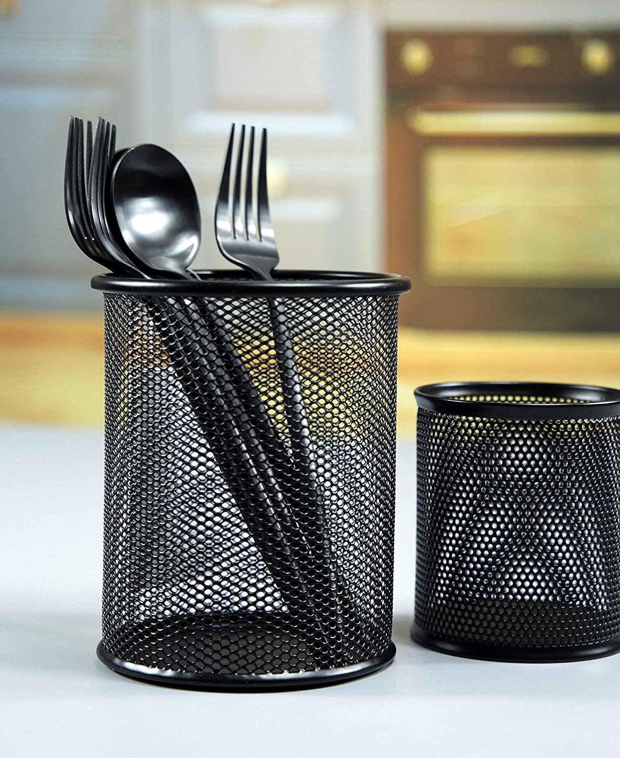 GLUN® Round Black Mesh Metal Desk Pen, Pencil and Other Stationery Organiser Holder, Use at Office, School and Home Pack of 1 - Image 2